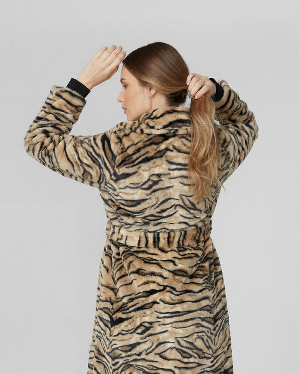 Abrigo Mujer Bianca Relaxed Fit Cuello Con Solapa Manga Caida Beige Lineatre