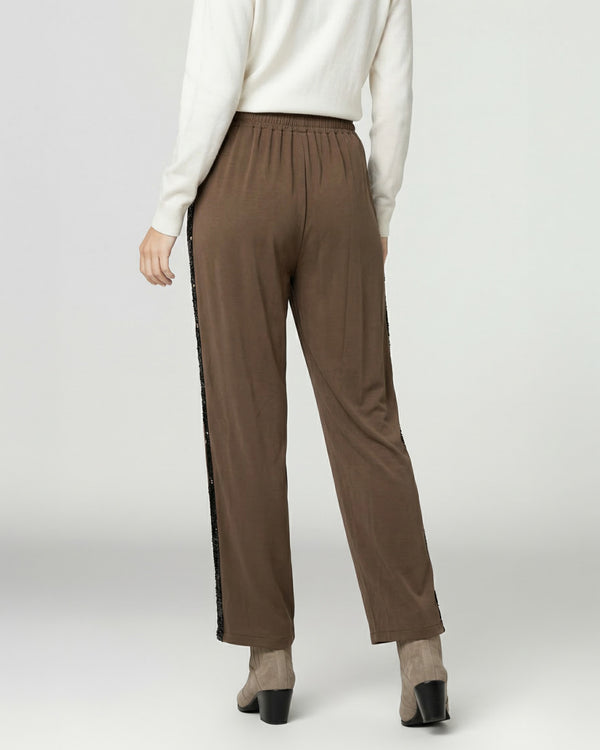 Pantalon Mujer Montserrat Relaxed Chocolate Lineatre