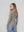 Sweater Mujer Josefa Slim Fit Cuello Alto Redondo Manga Ajustada Fango Lineatre