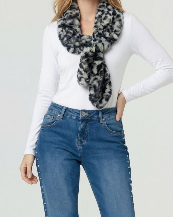 Cuello Mujer Soledad Gris Lineatre