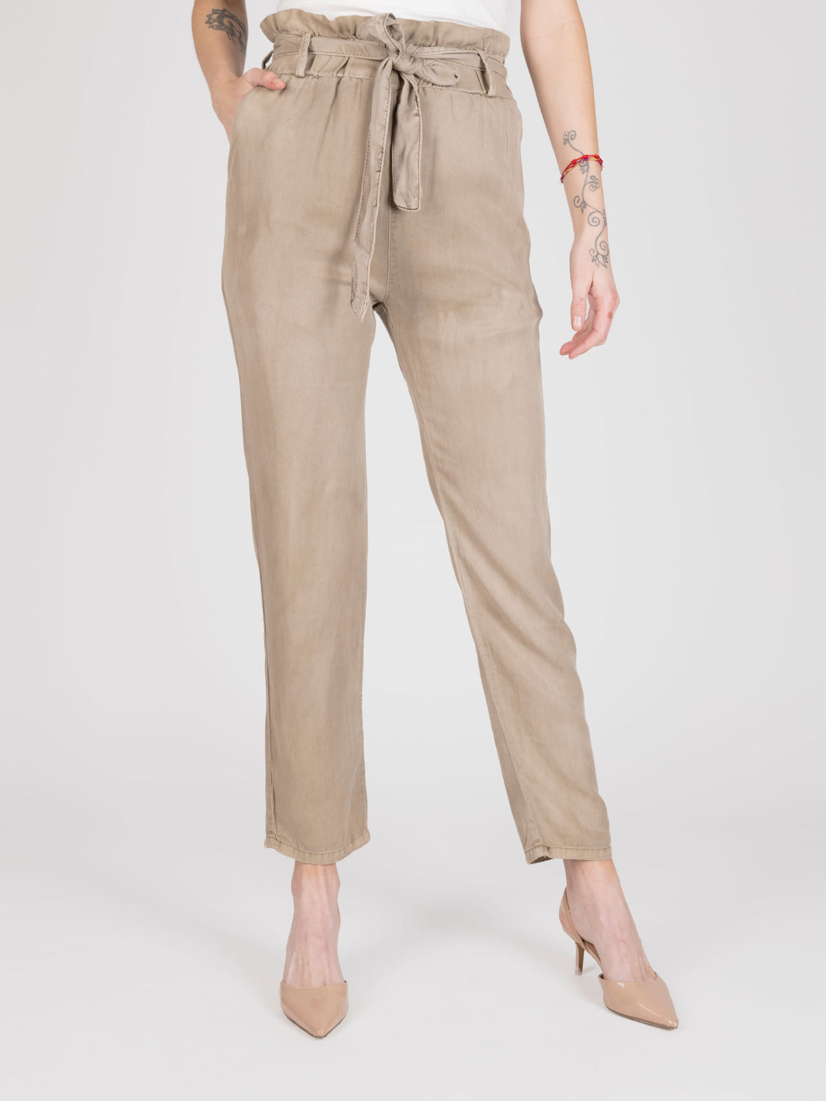 PANTALON BEIGE LINEATRE