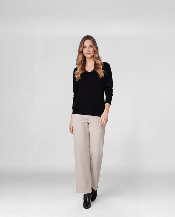 Sweater Mujer Ignacia Regular Fit Cuello En V Manga Caída Negro Lineatre