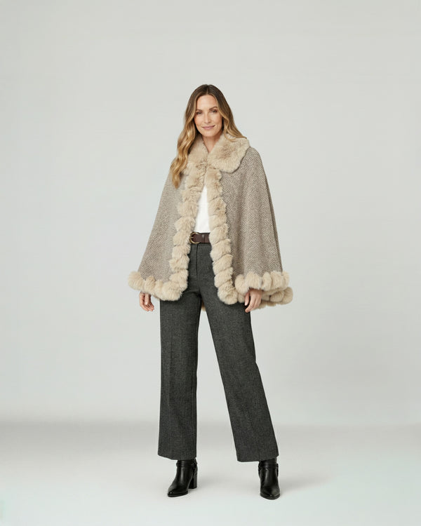 Poncho Mujer Lidia Overside Cuello Tipo Kimono  Manga Tipo Poncho Beige Lineatre