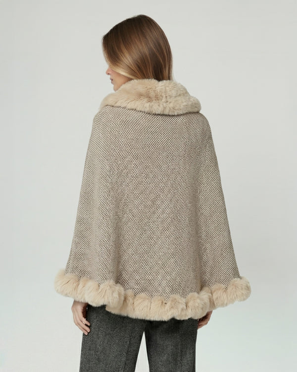 Poncho Mujer Lidia Overside Cuello Tipo Kimono  Manga Tipo Poncho Beige Lineatre