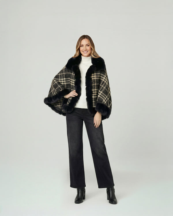 Poncho Mujer Anita Overside Cuello Tipo Kimono  Manga Tipo Poncho Negro Lineatre