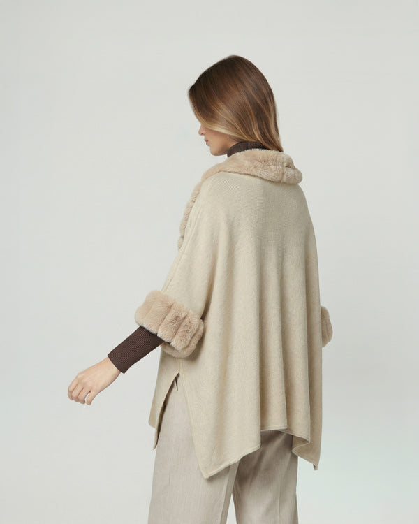 Poncho Mujer Lidia Overside Cuello Tipo Kimono  Manga Caída Beige Lineatre