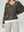 Polera Mujer Elisa Relaxed Cuello En V Manga Caída Chocolate Lineatre