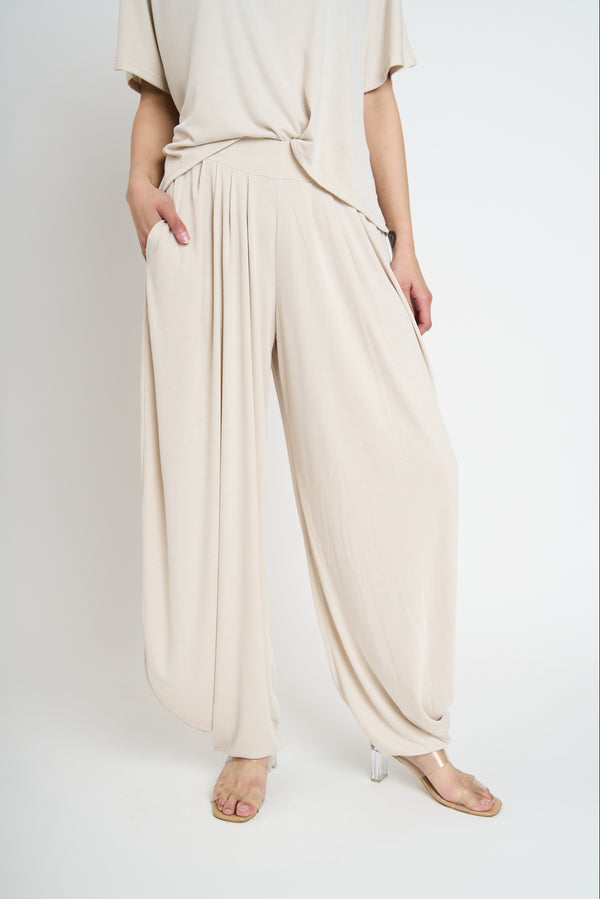 Twin Mujer Iva Cuello redondo Beige Lineatre