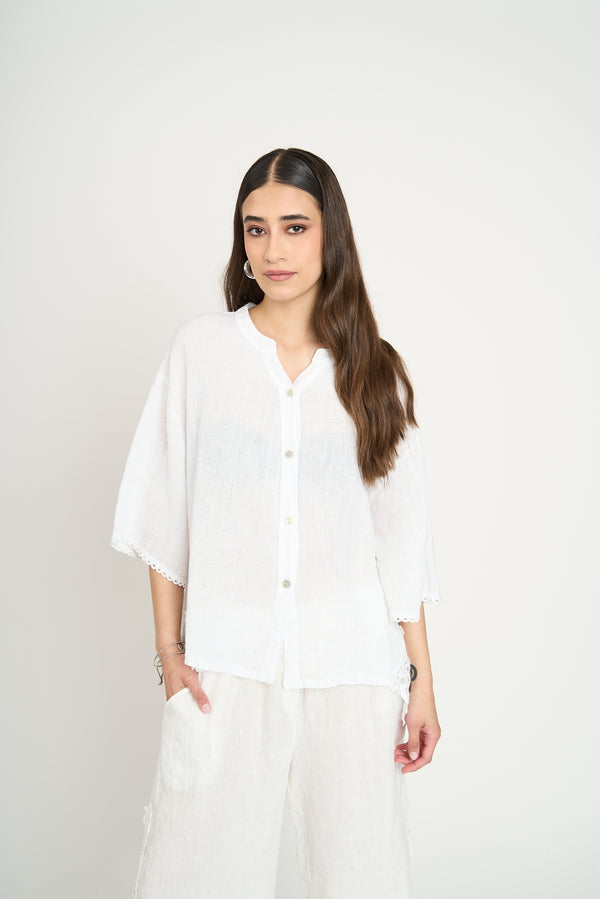 Blusa de Lino Blanca con Detalles de Encaje