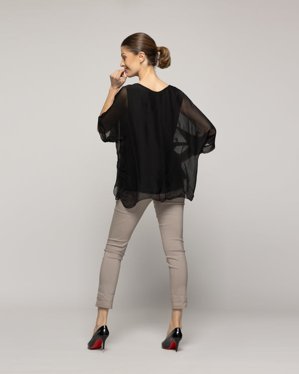 Blusa Mujer Boruta Mangas Murciélago Negra Lineatre