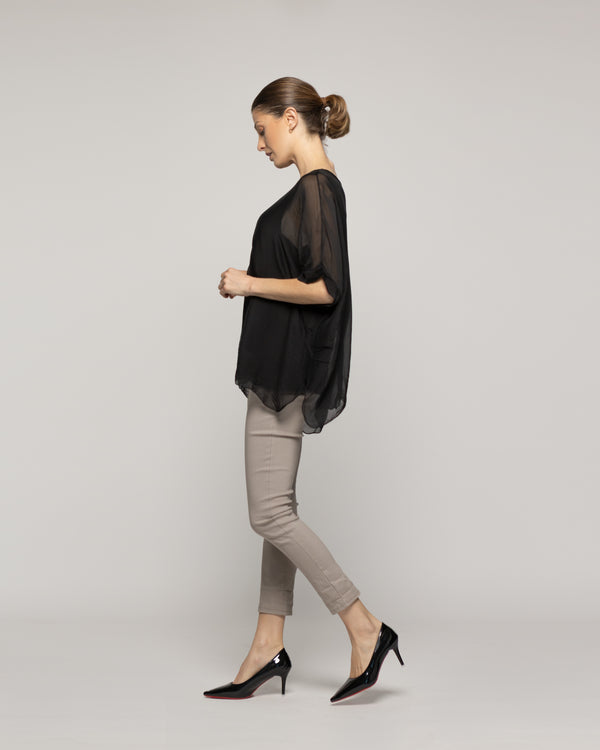 Blusa Mujer Boruta Mangas Murciélago Negra Lineatre