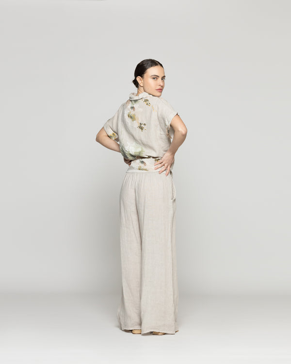 Blusa Mujer Bonnie de Lino Con Estampado de Flores Beige Lineatre