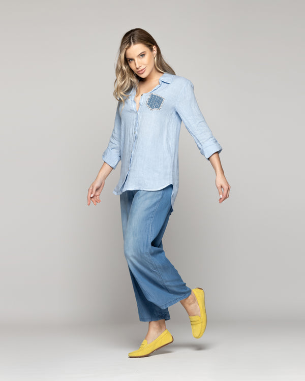 Blusa Mujer Benita De Lino Manga Larga Celeste Con Bolsillo Lineatre