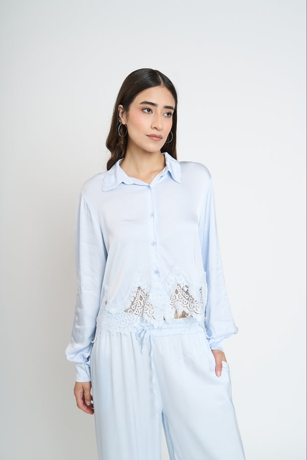 Blusa Mujer Gina Cuello con solapa Celeste Lineatre