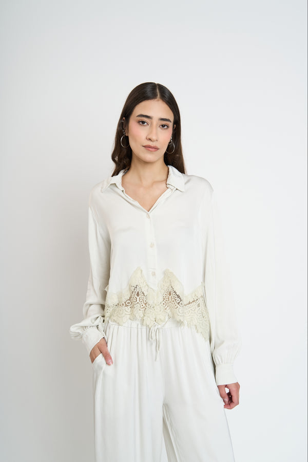 Blusa Mujer Gina Cuello con solapa Sabbia Lineatre