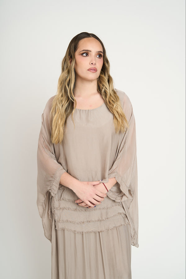 Blusa Escalonada con Flecos Fango Lineatre