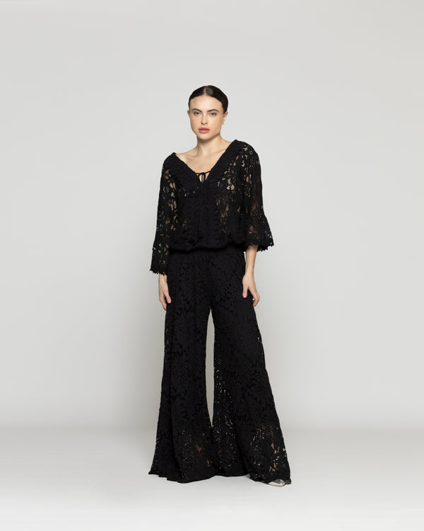 Blusa Mujer Begoña De Encaje Florar Escote V Negra Lineatre