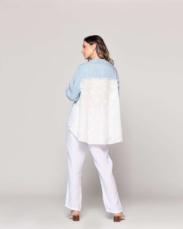 Blusa Mujer Becca Camisera Con Broderie Celeste Lineatre