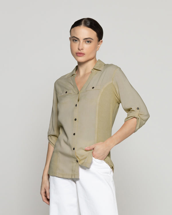 Blusa Mujer Carolina Slim Fit Tela Ligera Verde Fango Lineatre