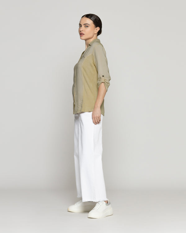 Blusa Mujer Carolina Slim Fit Tela Ligera Verde Fango Lineatre