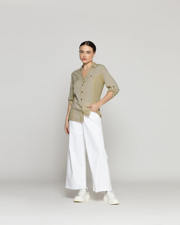 Blusa Mujer Carolina Slim Fit Tela Ligera Verde Fango Lineatre