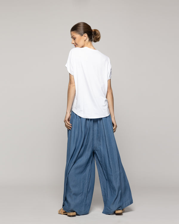 Polera Mujer Orieta Básica Manga Corta Con Amarra Lateral Blanca Lineatre