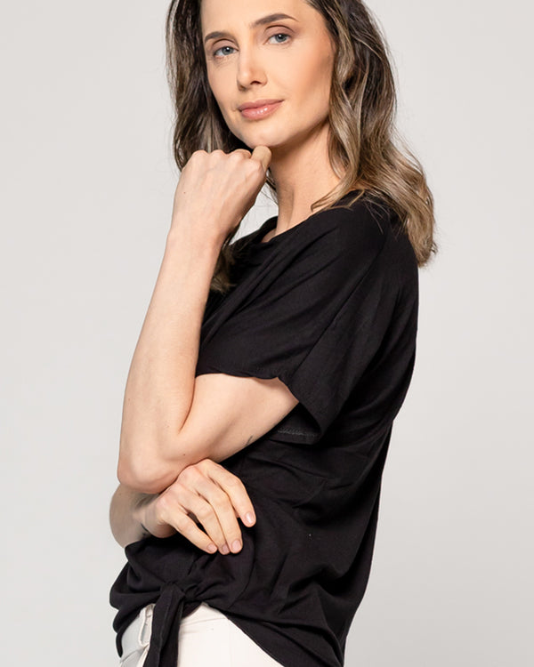 Polera Mujer Orieta Básica Manga Corta Con Amarra Lateral Negra Lineatre