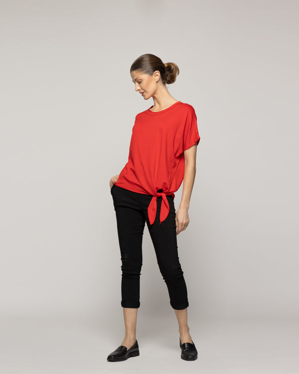 Polera Mujer Orieta Básica Manga Corta Con Amarra Lateral Roja Lineatre