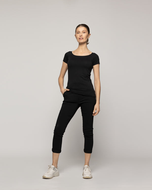 Polera Mujer Oliana Manga Corta Básica Negra Lineatre