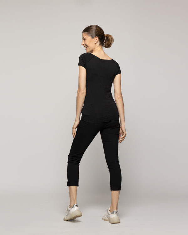 Polera Mujer Oliana Manga Corta Básica Negra Lineatre