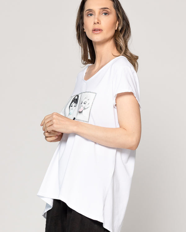 Polera Mujer Odelia Estampado Íconos Retro Blanca Lineatre
