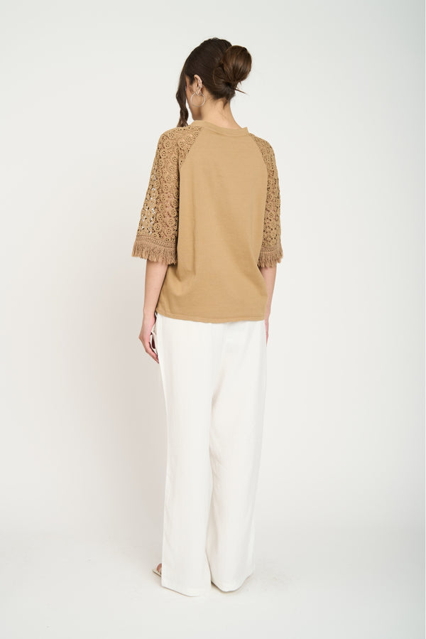 Polera Mujer Isabella Camel Lineatre