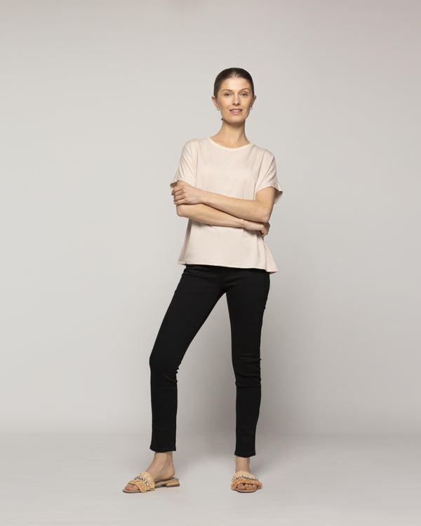 Polera Mujer Ottavia Cuello Redondo Brillante Beige Lineatre