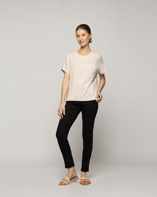 Polera Mujer Ottavia Cuello Redondo Brillante Beige Lineatre