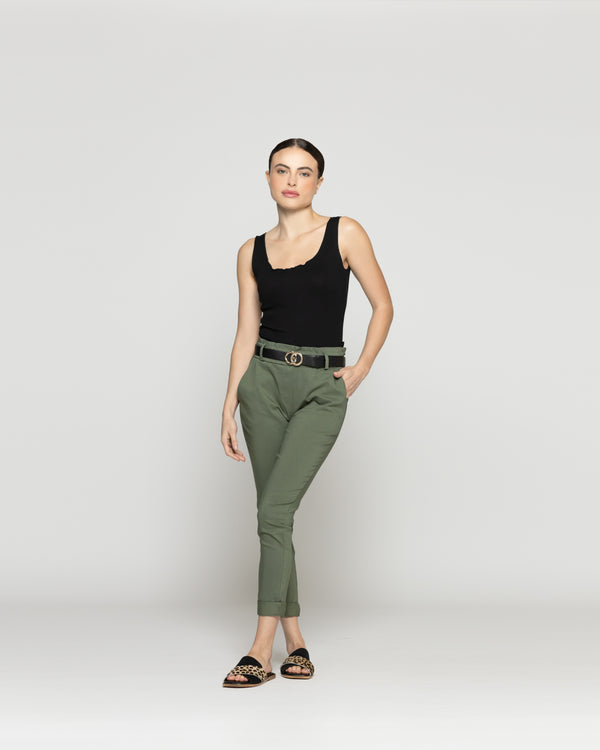 Pantalón Mujer Petra Pitillo Con Cinturón Verde Militar Lineatre