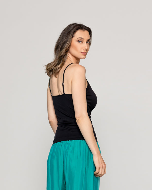 Top Mujer Tati Básico Tirantes Finos Negro Lineatre