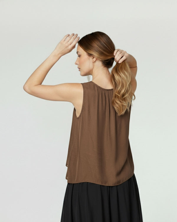 Top Mujer Orsola Relaxed fit Cuello en U Tirantes Moka Lineatre