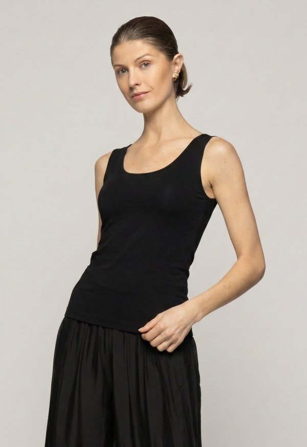 Top Mujer Teodora Mangas Anchas Negro Lineatre