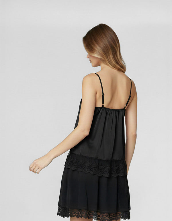 Top Mujer Giorgia Relaxed fit Escote en V Tirantes Negro Lineatre