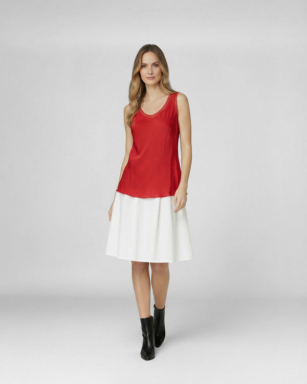 Top Mujer Nerina Regular Escote redondo Rojo Lineatre
