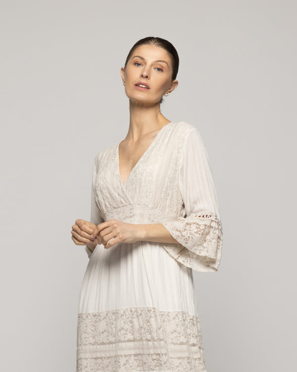 Vestido Mujer Largo Valentina Con Adornos De Encaje Beige Lineatre