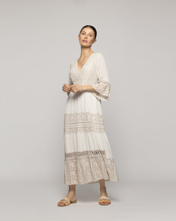 Vestido Mujer Largo Valentina Con Adornos De Encaje Beige Lineatre