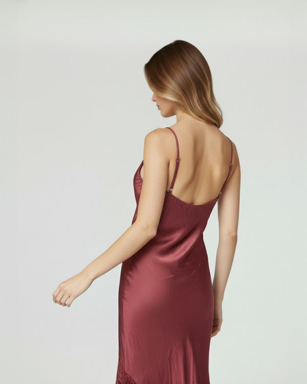 Vestido Mujer Nerina Regular fit Escote en V Tirantes Siena Lineatre