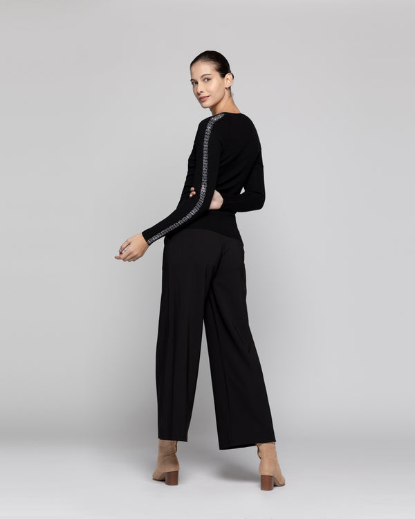 Sweater Mujer Anahí cuello V Negro Lineatre