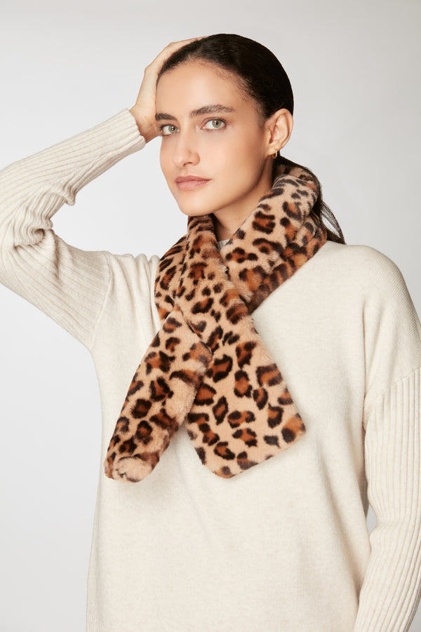 Cuello Mabel Camel