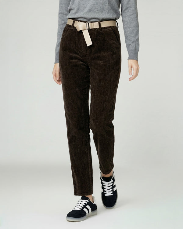 Pantalon Mujer Isabella Regular Chocolate Lineatre