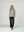Sweater Mujer Giovanna Relaxed Cuello Redondo Pelos Manga Caída Fango Lineatre