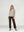 Sweater Mujer Lidia Relaxed Cuello Alto Redondo Manga Caída Fango Lineatre