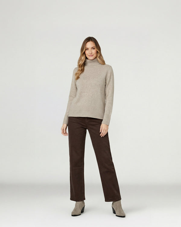 Sweater Mujer Lidia Relaxed Cuello Alto Redondo Manga Caída Fango Lineatre